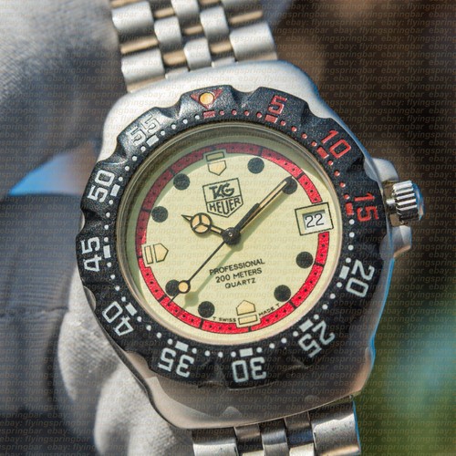 Tag heuer 35mm formula - 1, red/