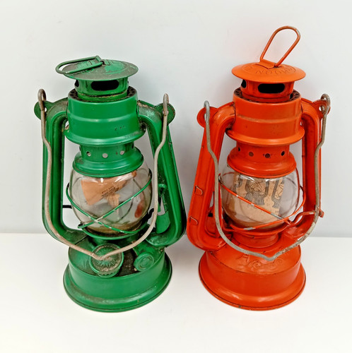Pair vintage dietz 1 - no,