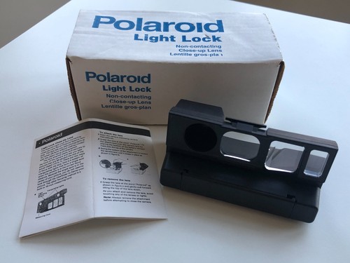 Polaroid light lock close - light, close-up