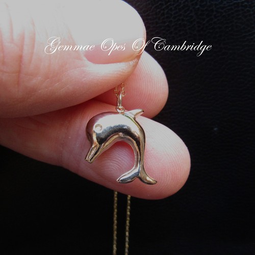 9ct gold dolphin necklace - 9ct,