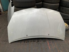 TOYOTA COROLLA VERSO 04-05-06-07-08 BONNET IN CHAMPAGNE SILVER