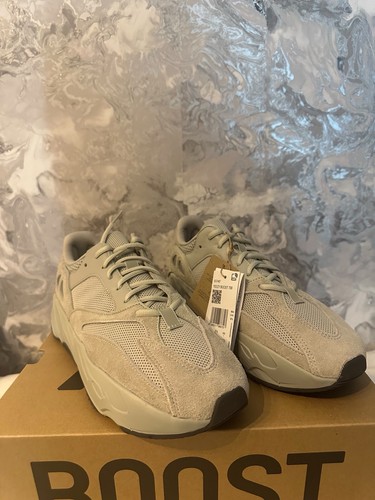 Adidas yeezy boost - adidas,