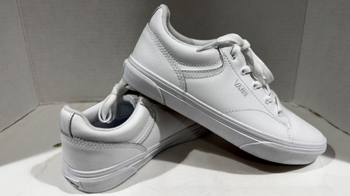 New vans off the wall - new, seldan
