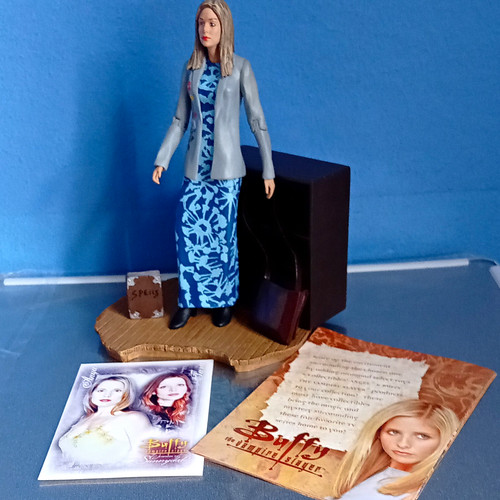 Tara buffy the vampire - -,