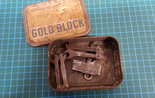 Old tobacco tin - , with