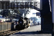 35mm Slide INDIAN Railways Steam Loco 607 Dabhoi 1981 Original