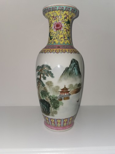 Chinese porcelain vase - vase, –