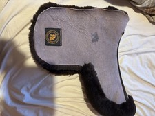 Fylde Lambskin Show Numnah