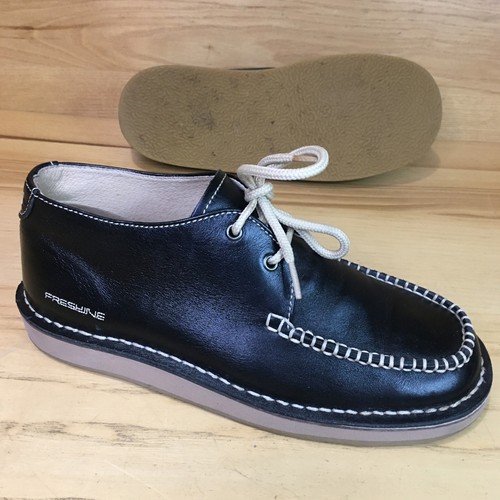 Rare freshjive moc toe black - rare,