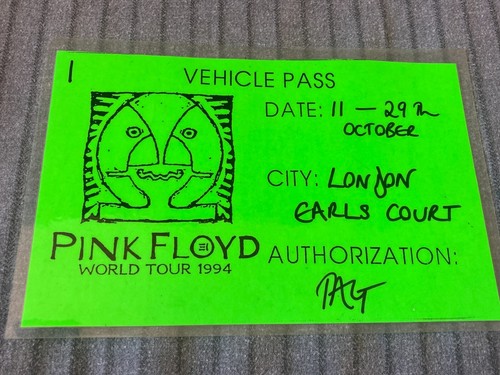 Pink floyd rare crew vehicle - pink,