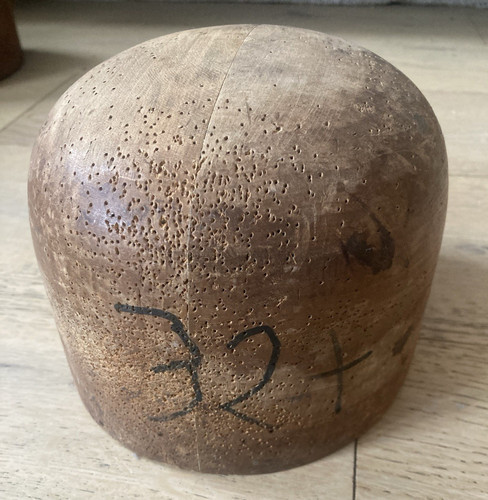 Vintage wooden hat block size - wooden,