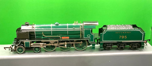 Hornby r154 king - hornby,