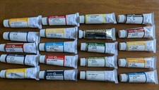Holbein Artists' Gouache Paint