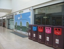 Photo 6x4 One way to fill vacant retail space Basingstoke See also [[1012 c2015