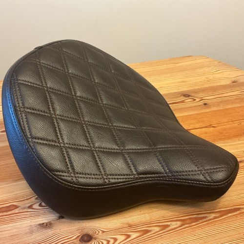 Quilted brown rider seat - brown, for