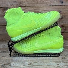 Nike Trainers Mens Size UK 9