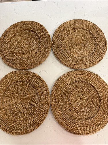 Hand woven rattan charger - hand,