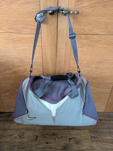 Nike vintage gym bag - gym,