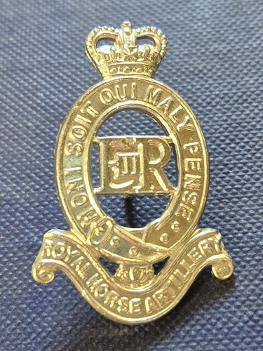 Royal horse artillery metal - horse,