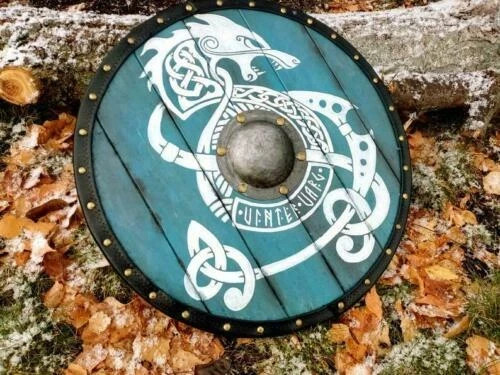 24in viking uhtred - uhtred, shield
