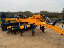 TWB TERMINATOR 3.2m Trailed