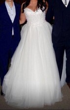 wedding dress size 18/20 used