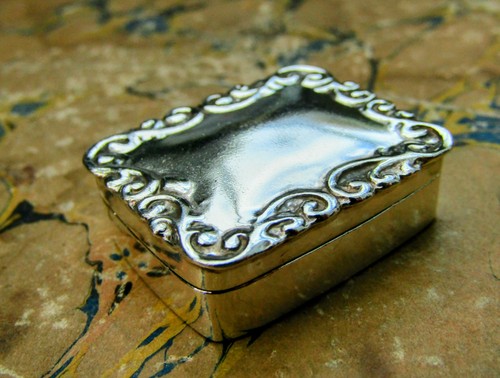 Pill box small - sterling, silver