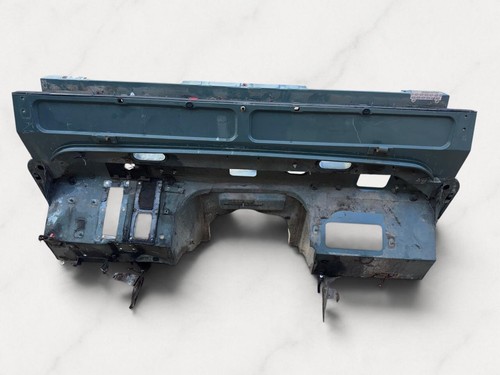 Land rover defender - rover, puma