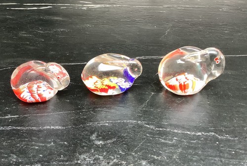 Vintage murano style glass - x,