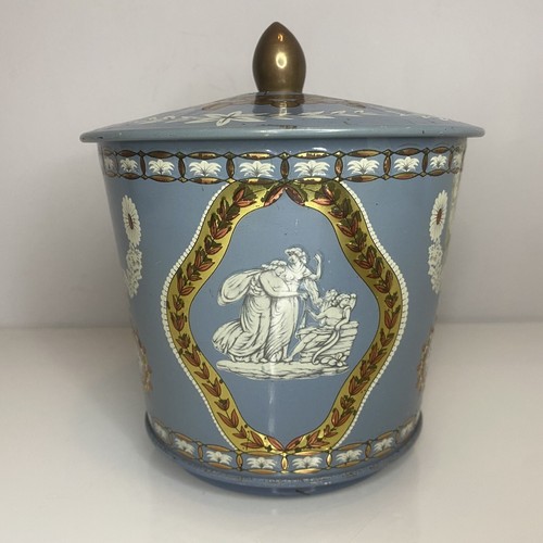 Collectable metal tin rare - collectable,