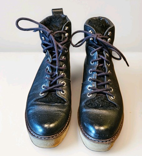 Shoe the bear - the, boots