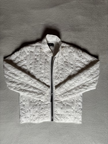 Authentic brand new size - authentic,