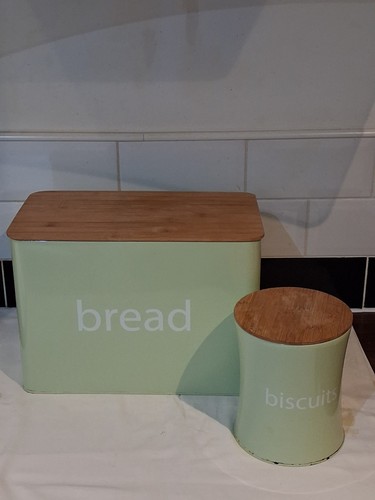 Light green bread bin - light,