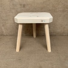 Three leg pine - leg, stool
