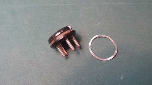 Amphenol pin socket plug - 5,