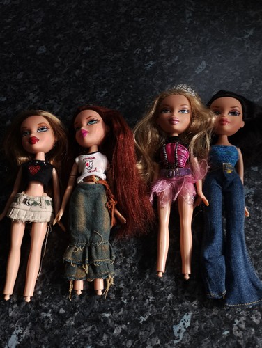Bratz dolls 2001 dressed - bratz,