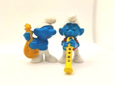 2x Vintage Schleich Lute Guitar & Flute Smurf Figure 20013 20048 -Peyo W Germany