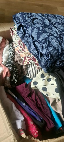 10kg women clothing box m - clothing, s