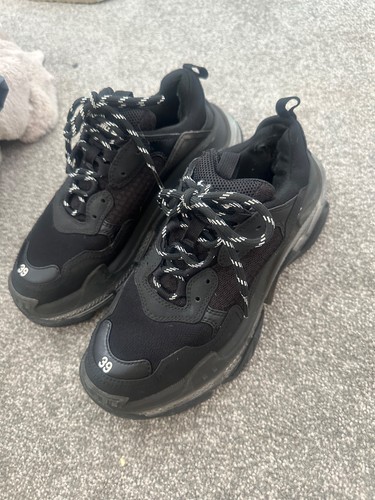Balenciaga triple - balenciaga,