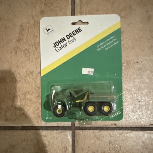 John deere gator - deere, die-cast