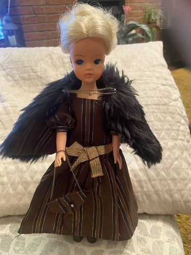 Sindy doll - sindy,