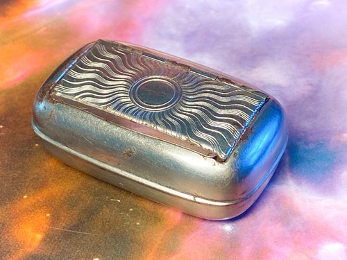 Sunburst silver