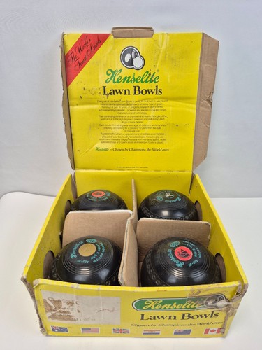 Henselite lawn bowls set - henselite,