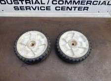 toro recycler lawnmower Front