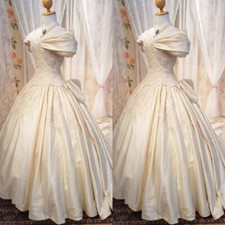 Champagne Vintage Wedding Dress with Bow Lace Appliques Sweep Train Bridal Gown