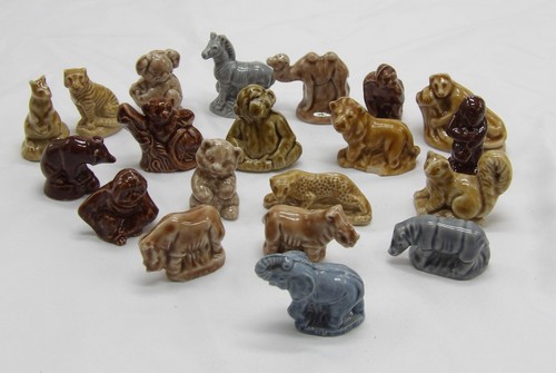Vtg wade whimsies figurines - vtg,