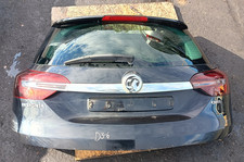 VAUXHALL INSIGNIA DESIGN