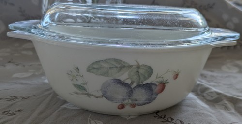 Pyrex ashberry pattern - pyrex, 'ashberry'