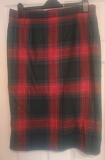 Red And Green Tartan Wool / Cashmere Skirt Size Approx UK 16-18