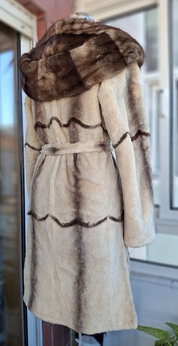Genuine fur coat - , sheared